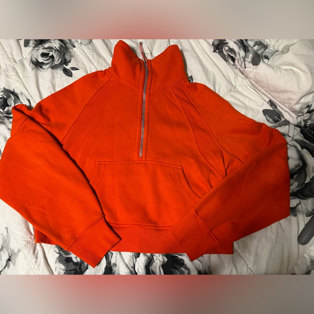 Lululemon Scuba Funnel neck cropped quarter zip